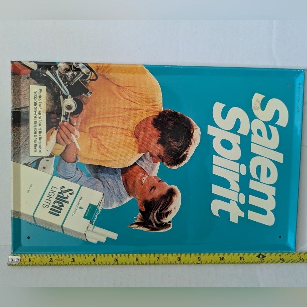 Vtg 1973 Salem Spirit Metal Tin Tobacco Advertising Salem Light Cigarettes - Picture 5 of 5